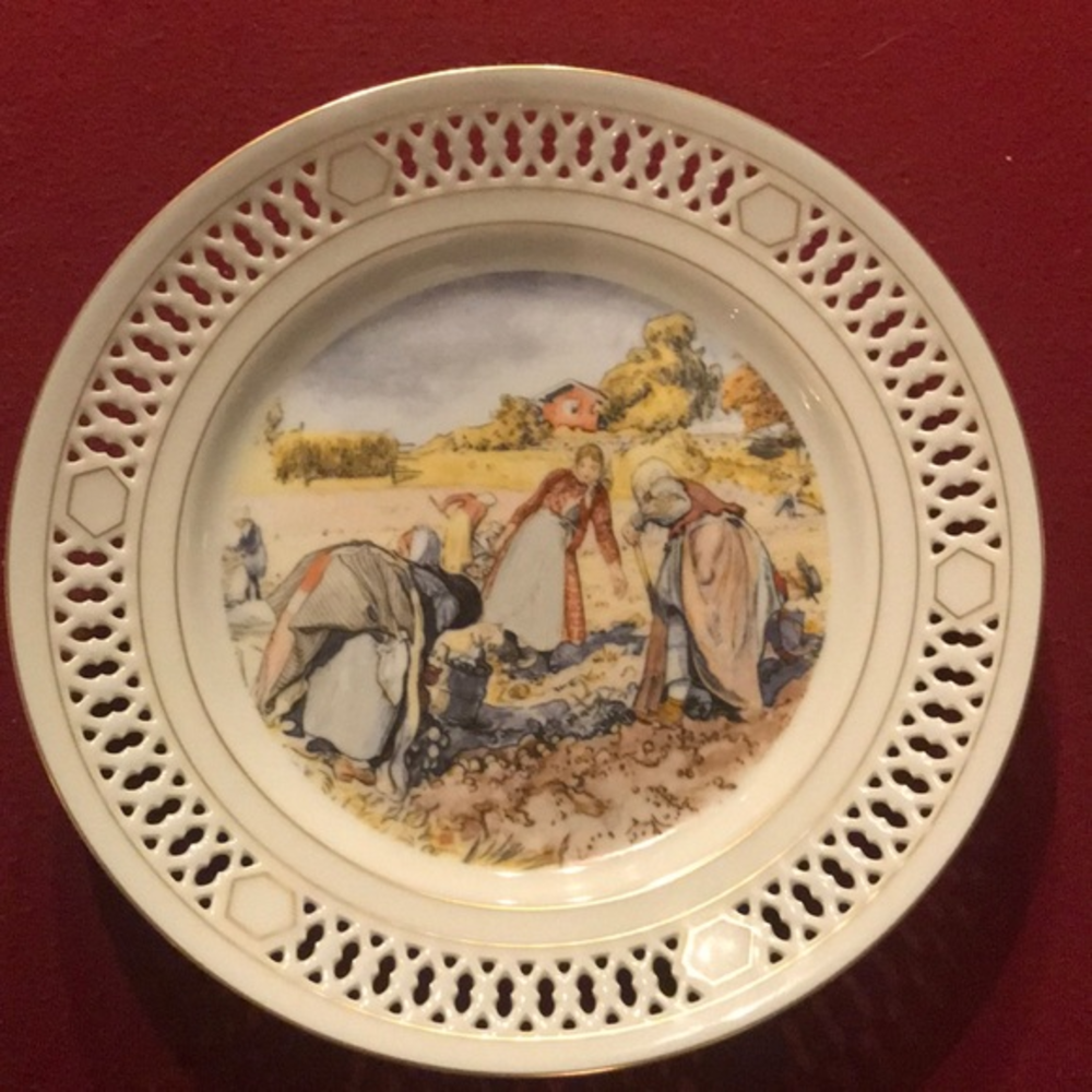 Swedish Carl Larsson Potato‎ Harvesting plate